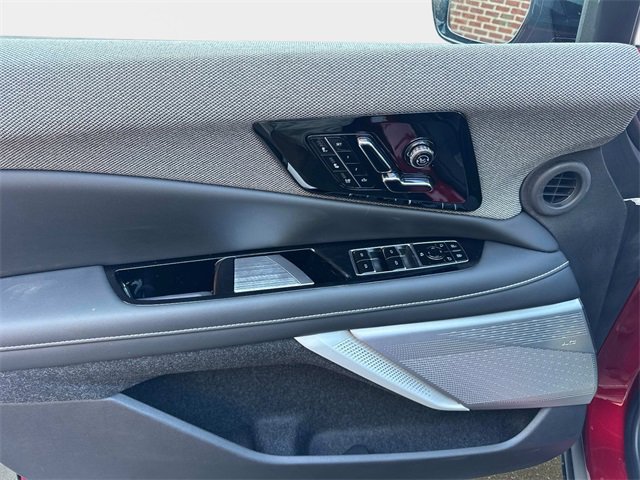 New 2025 Cadillac Optiq Sport 2 image 14