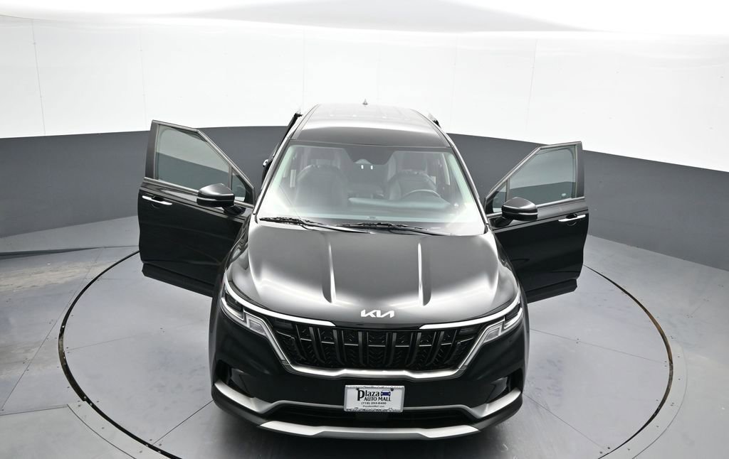 Certified 2023 Kia Carnival EX image 46