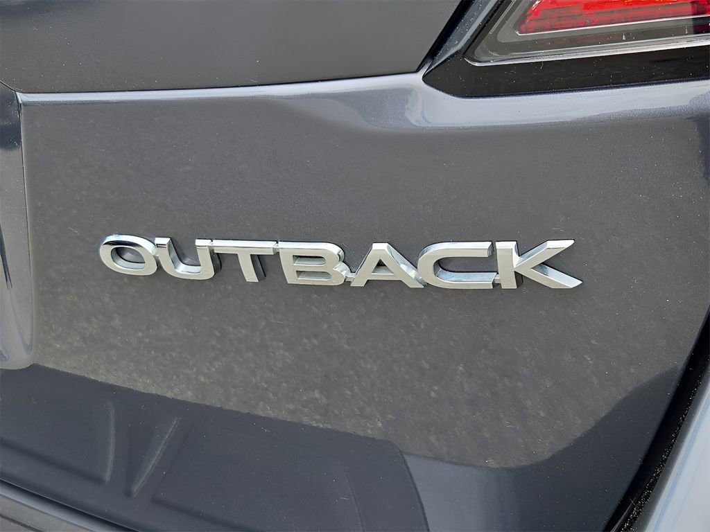 Used 2022 Subaru Outback Limited image 24