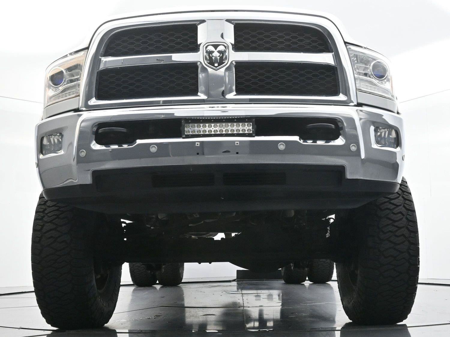 Used 2018 RAM 3500 Laramie Longhorn w/ Longhorn Southfork Package AWD/4WD image 45