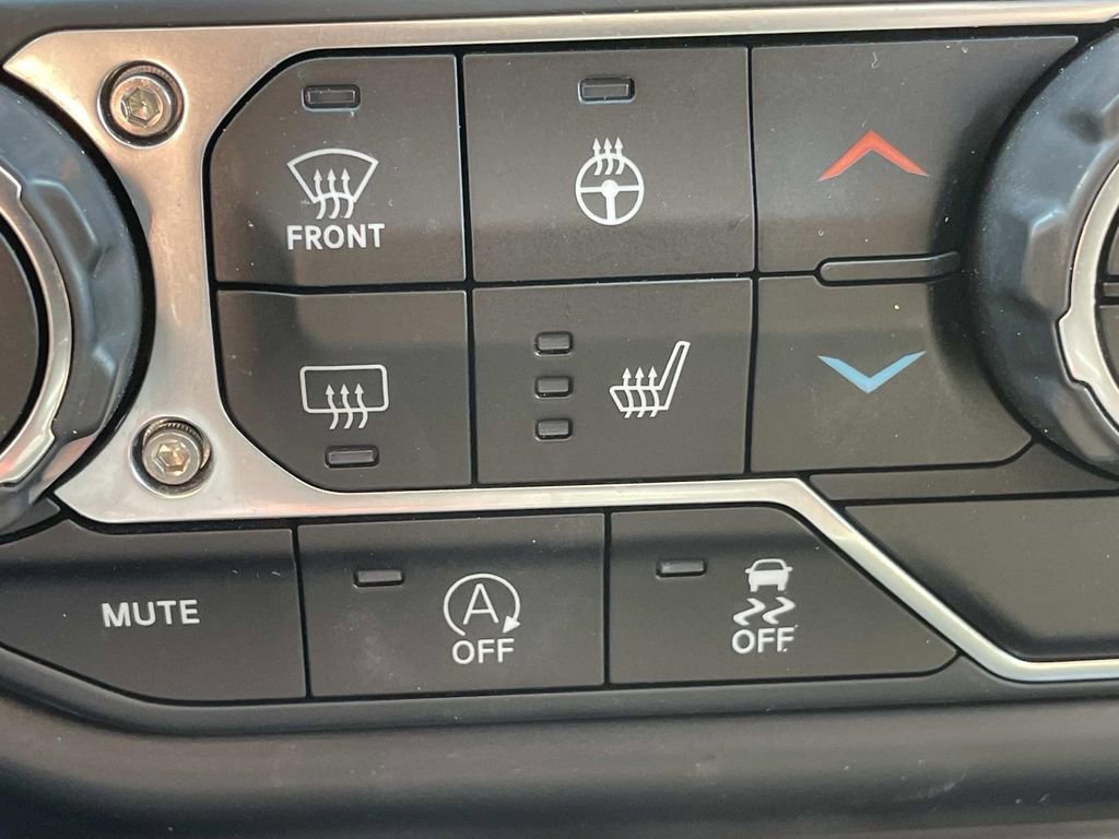 Used 2020 Jeep Wrangler Unlimited Sport image 26