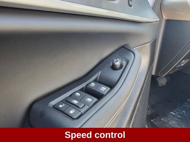 New 2025 Jeep Grand Cherokee L Limited image 11