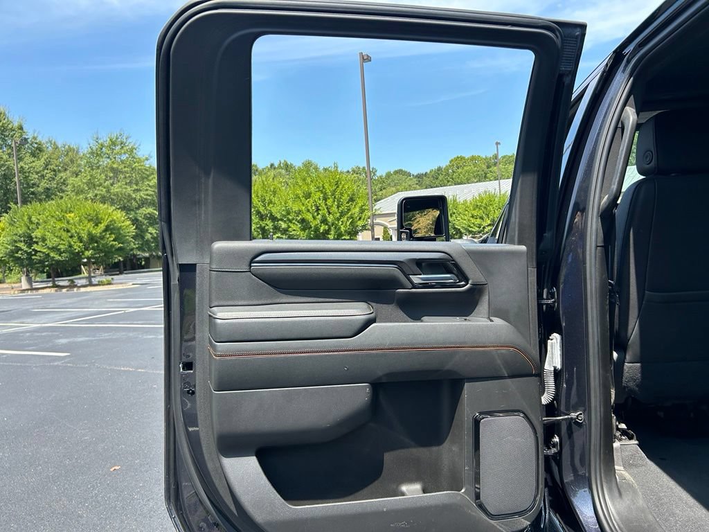Used 2024 GMC Sierra 3500 AT4 w/ Technology Package AWD/4WD image 61
