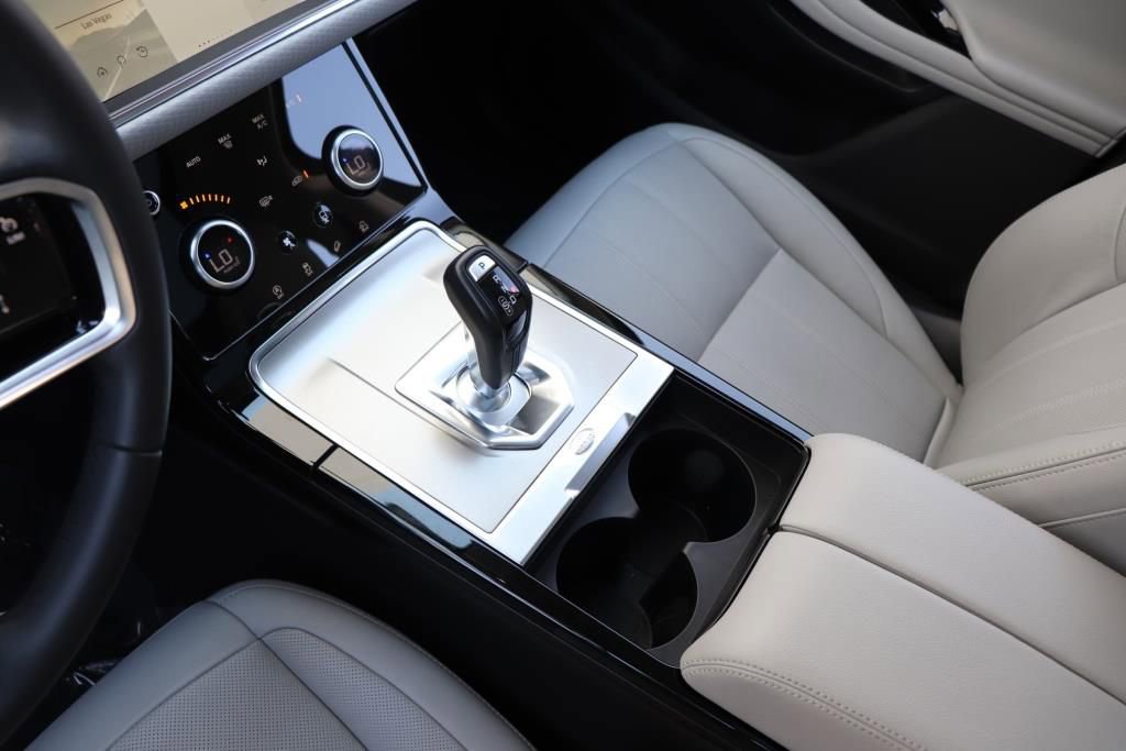 Used 2023 Land Rover Range Rover Evoque S image 55