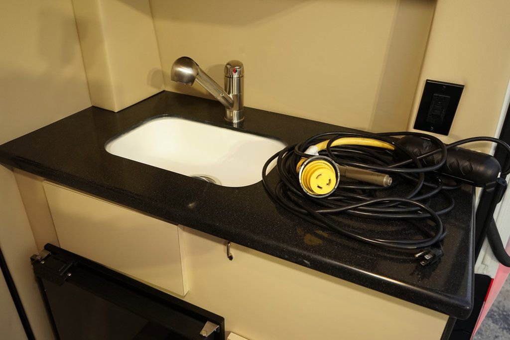 Used 2022 Mercedes-Benz Sprinter 3500 image 38