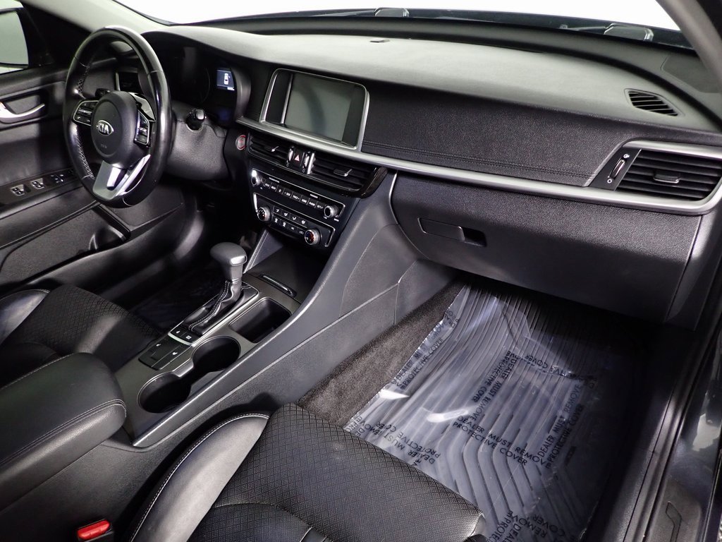 Used 2020 Kia Optima SE image 32
