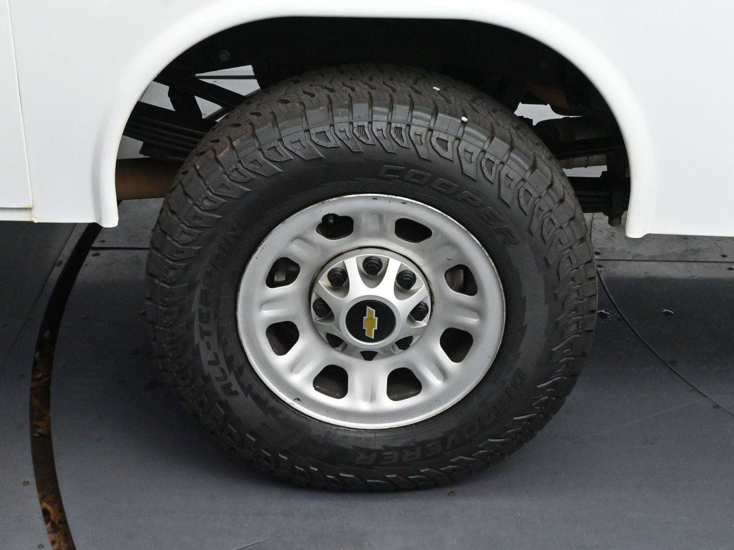 Used 2020 Chevrolet Silverado 3500 W/T w/ WT Convenience Package image 32