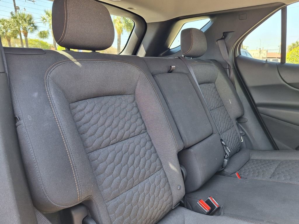 Used 2018 Chevrolet Equinox LT image 28