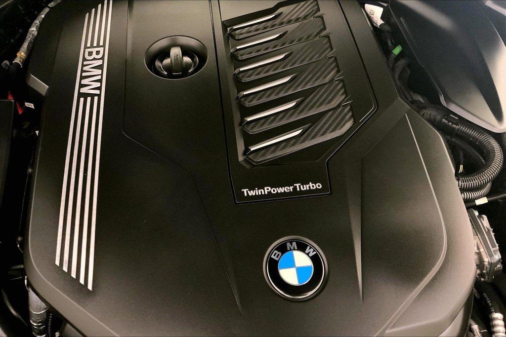 Certified 2023 BMW 540i xDrive w/ Executive Package AWD/4WD image 31
