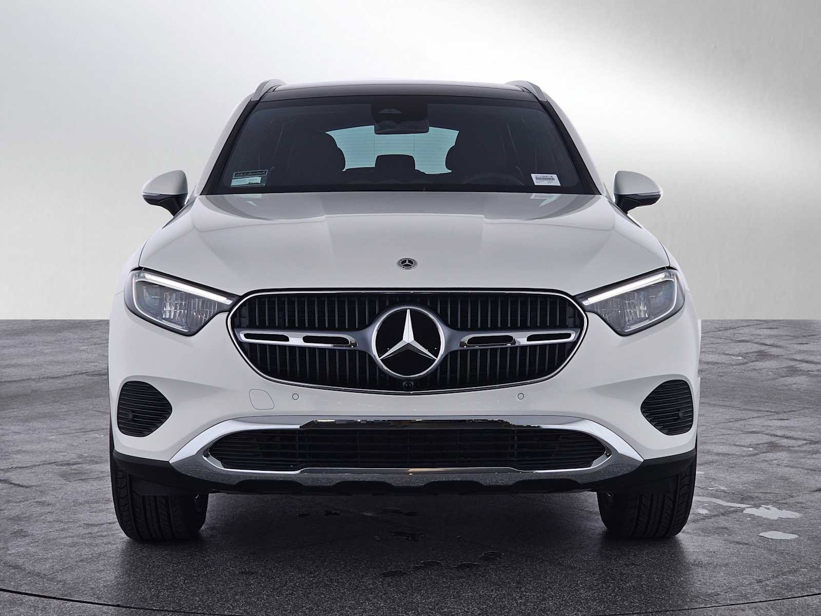 Used 2026 Mercedes-Benz GLC 300 image 8