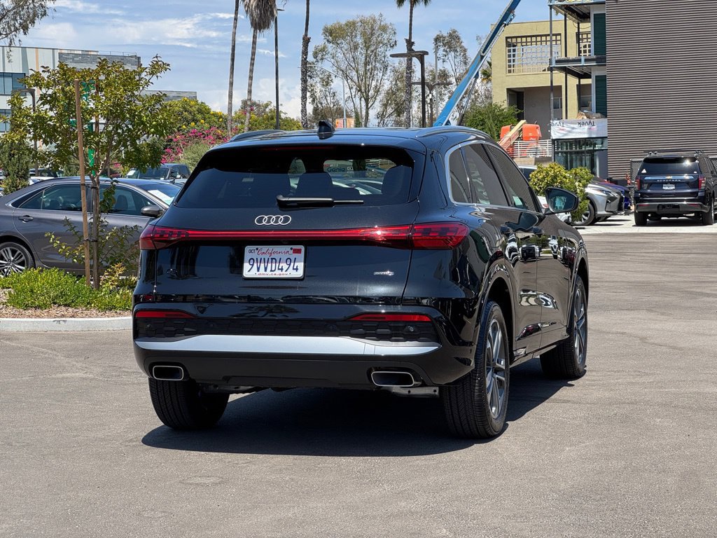 Used 2025 Audi Q5 Premium AWD/4WD image 31