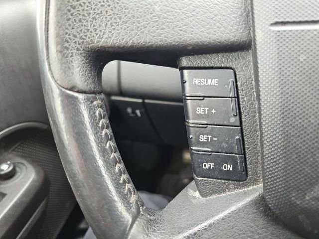 Used 2010 Ford Edge SEL image 34