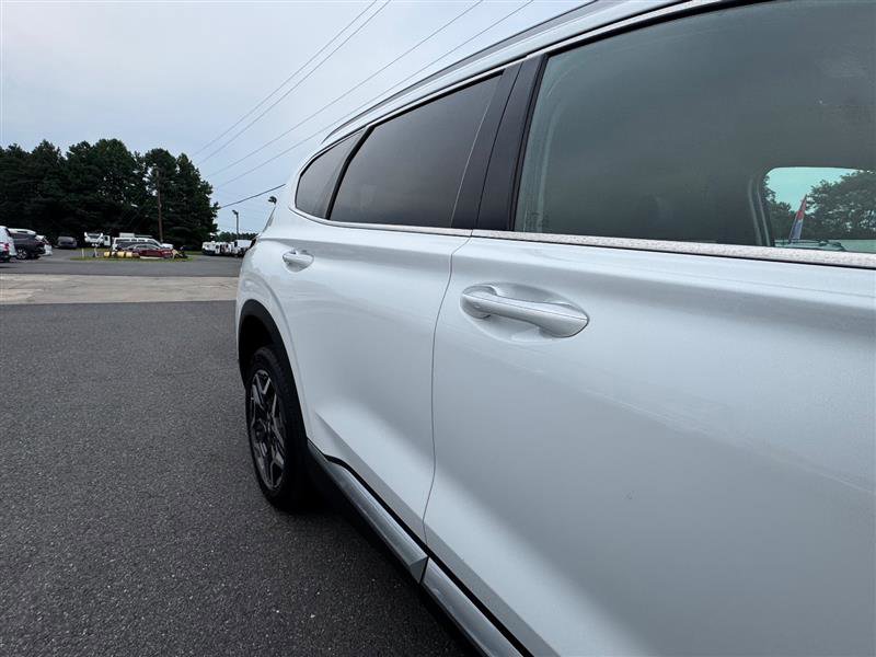 Used 2023 Hyundai Santa Fe Limited image 24