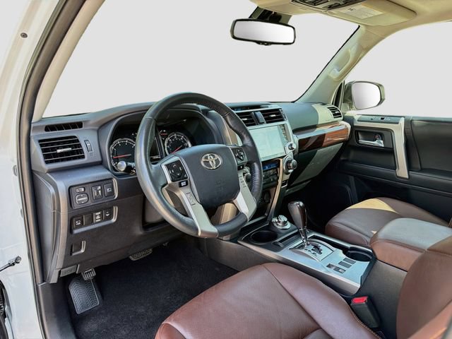Used 2024 Toyota 4Runner Limited AWD/4WD image 24