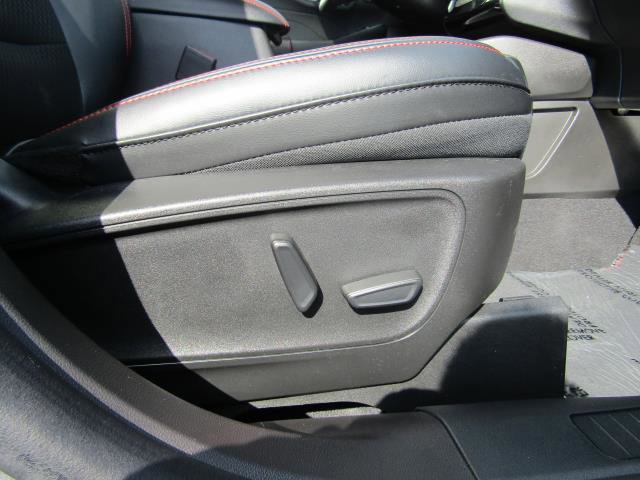 Used 2023 Ford Escape ST-Line Select image 11