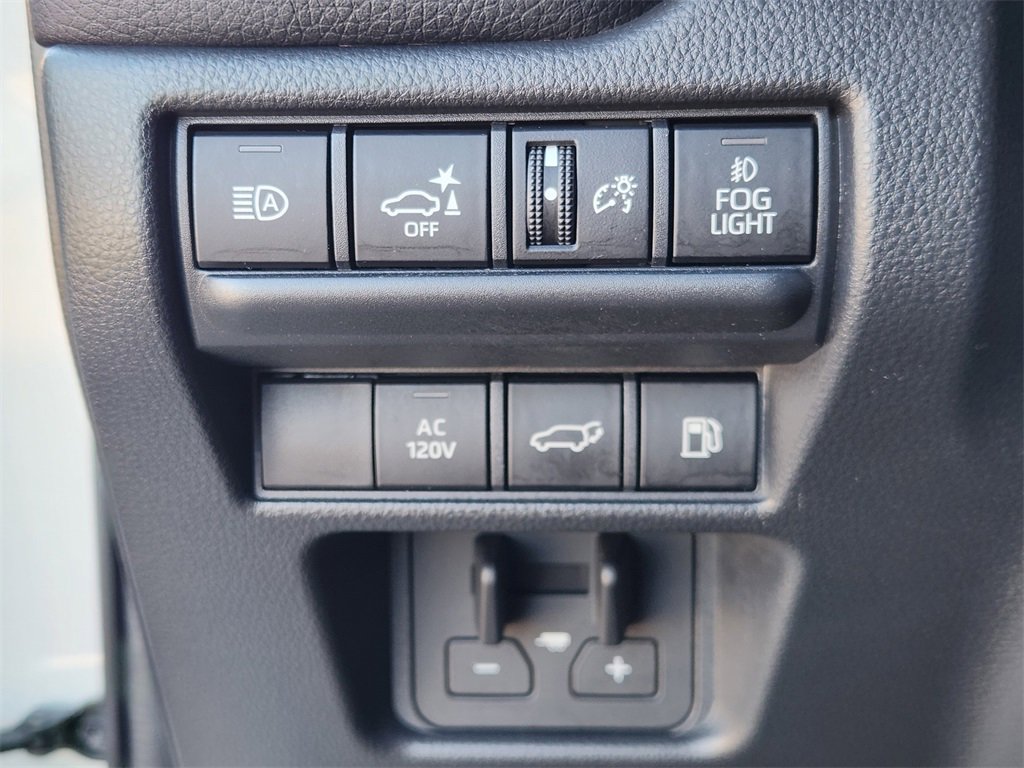 Used 2024 Toyota Land Cruiser image 21