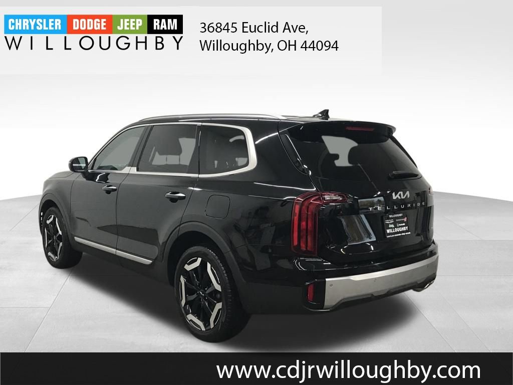 Used 2024 Kia Telluride S w/ S Sunroof Package image 6