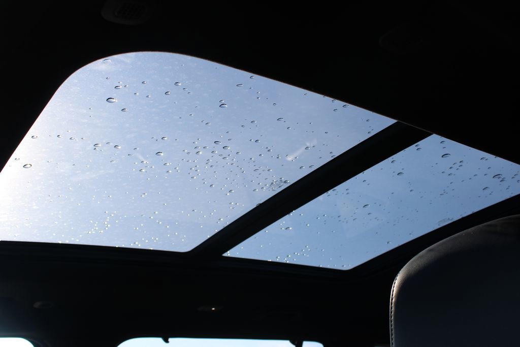 Used 2024 Jeep Grand Cherokee L Limited w/ Luxury Tech Group II image 58