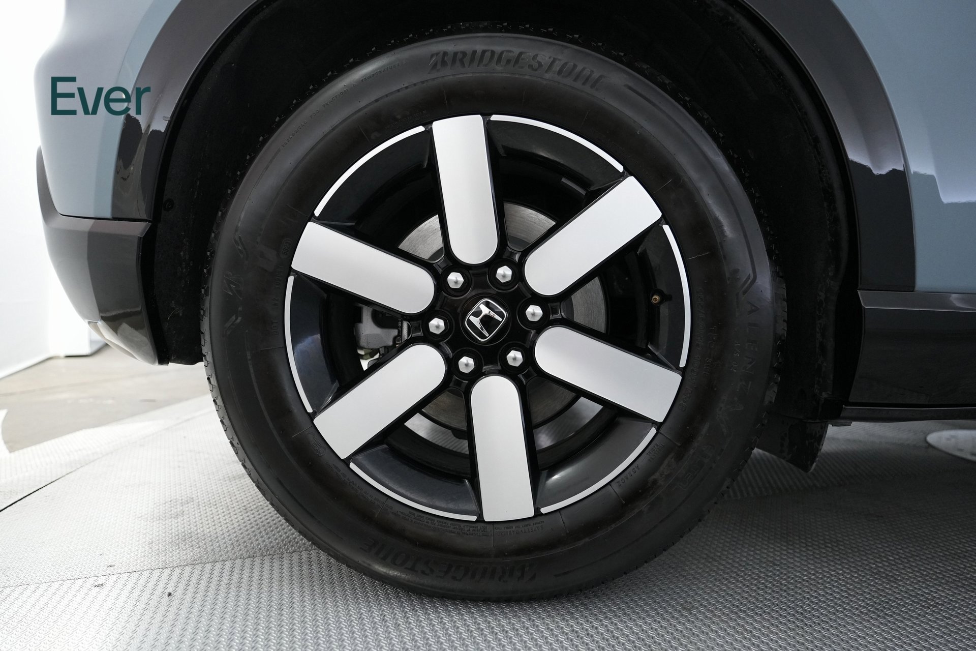 Used 2024 Honda Prologue Touring image 17