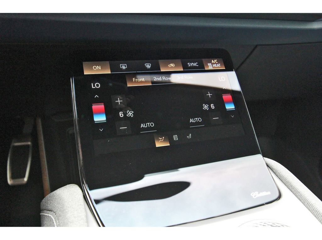 New 2026 Cadillac Vistiq Premium Luxury image 19