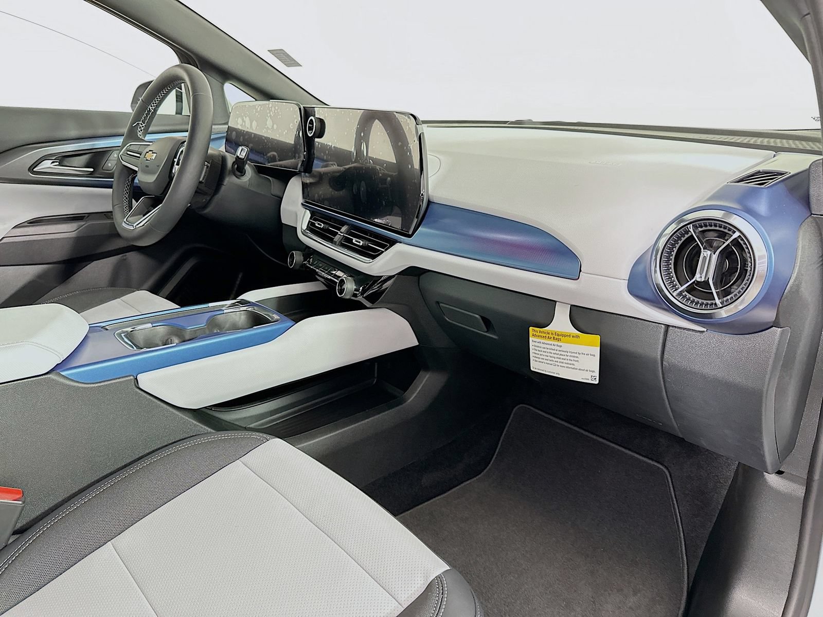 New 2026 Chevrolet Equinox EV LT AWD/4WD image 30