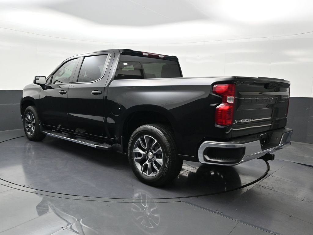 Used 2025 Chevrolet Silverado 1500 LT RWD image 3