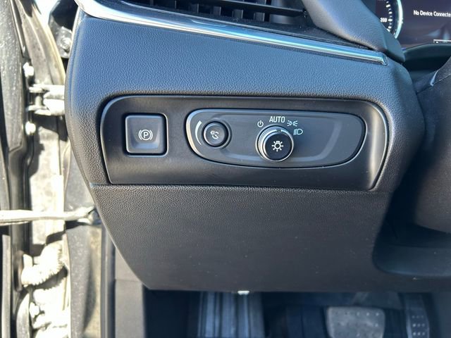 Used 2021 Buick Enclave Avenir w/ Avenir Technology Package AWD/4WD image 26