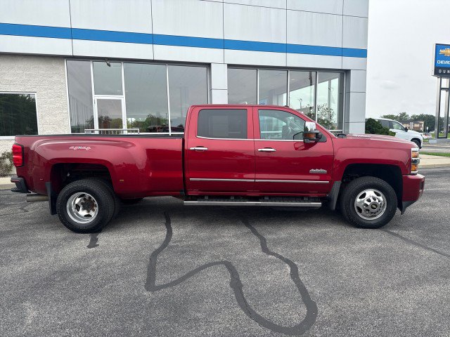 Used 2019 Chevrolet Silverado 3500 High Country w/ Duramax Plus Package AWD/4WD image 2