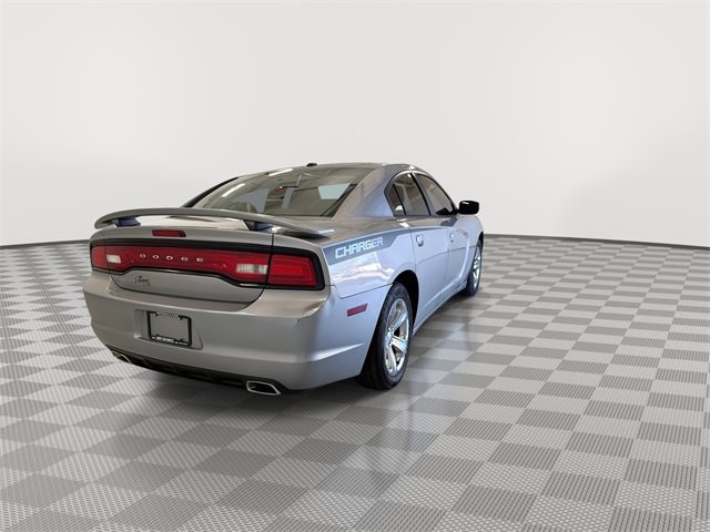 Used 2014 Dodge Charger SE w/ Sport Appearance Group image 11