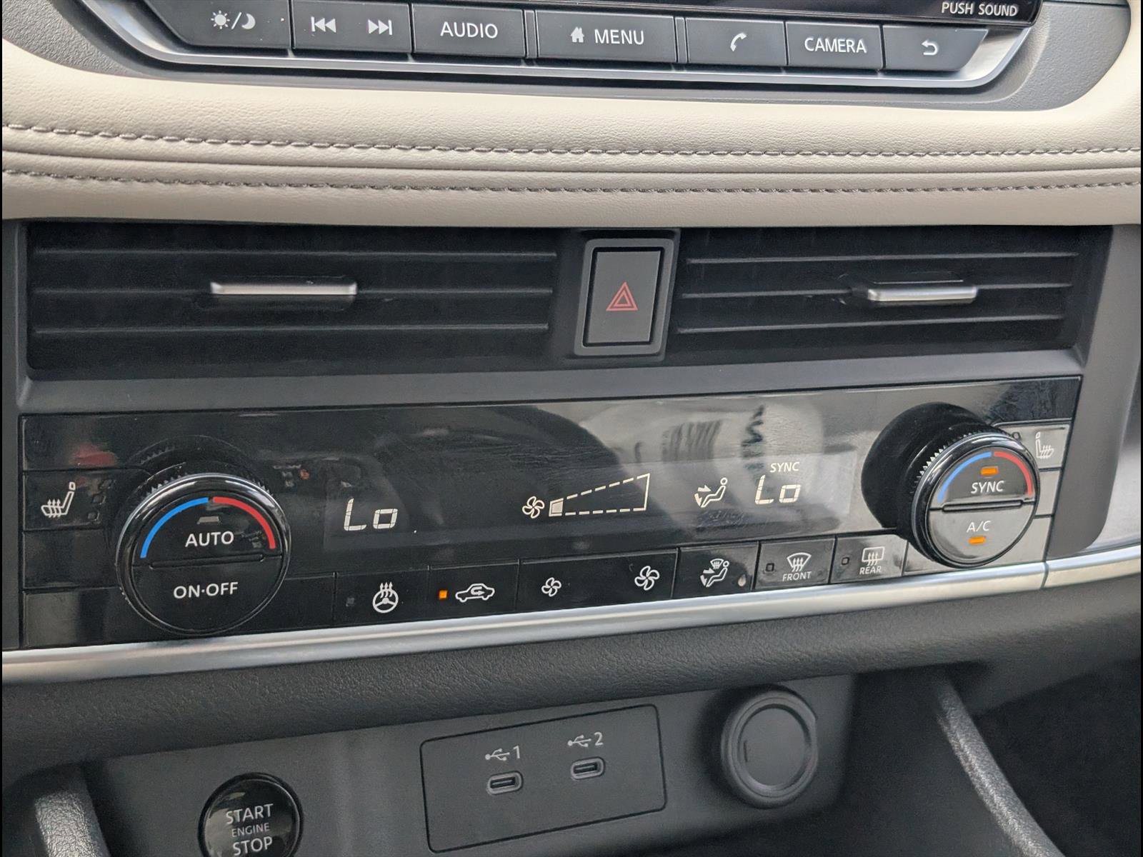 Used 2026 Nissan Rogue SV w/ SV Premium Package image 16