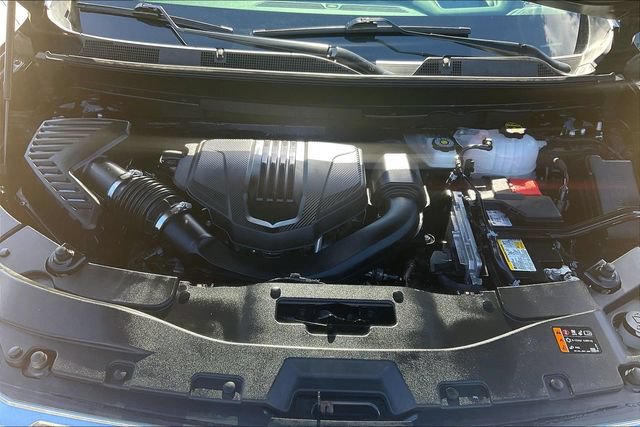 Used 2025 GMC Acadia Denali w/ LPO, Floor Liner Package AWD/4WD image 31