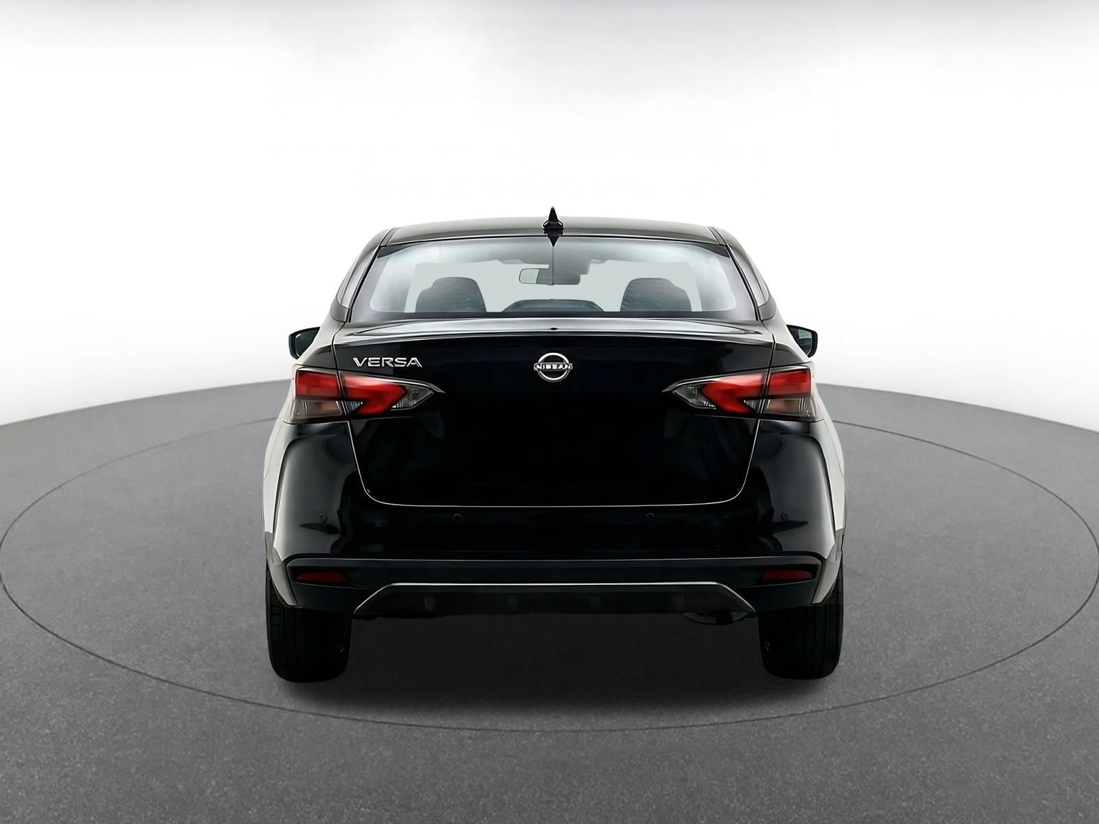 Used 2025 Nissan Versa SV FWD image 8