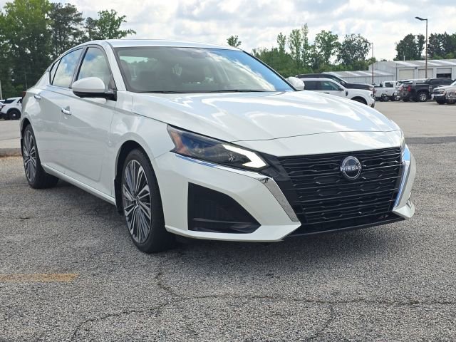 Used 2023 Nissan Altima 2.5 SL image 7