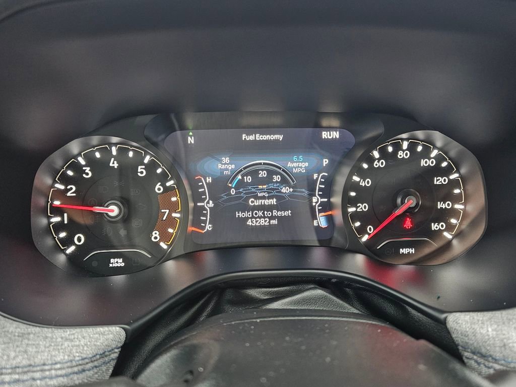Used 2024 Jeep Compass Latitude AWD/4WD image 20