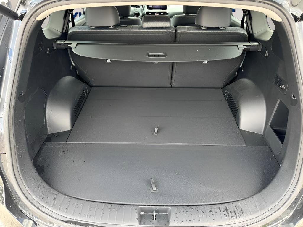 Used 2023 Hyundai Santa Fe SEL image 11