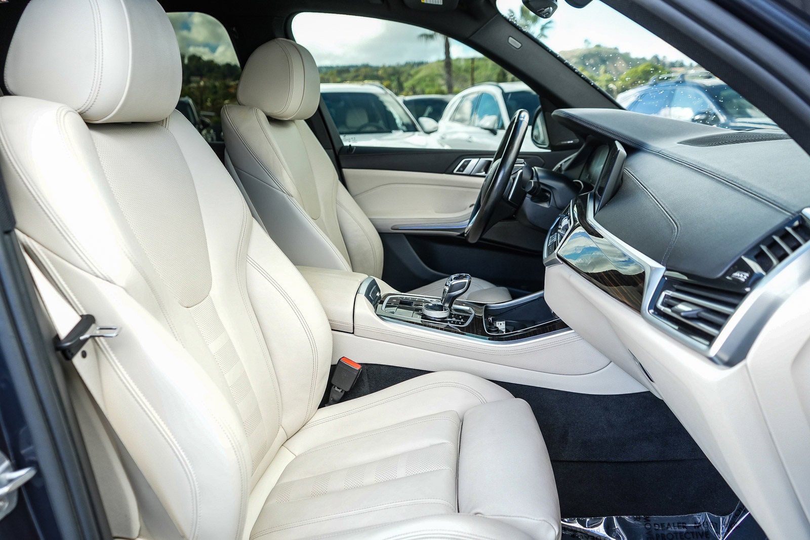 Used 2020 BMW X5 xDrive40i w/ Premium Package image 16