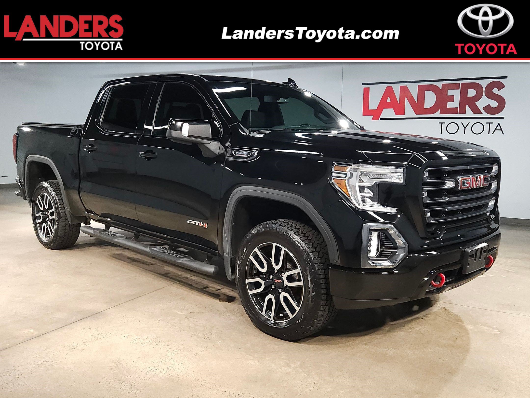 Used 2021 GMC Sierra 1500 AT4 w/ AT4 Preferred Package AWD/4WD image 1