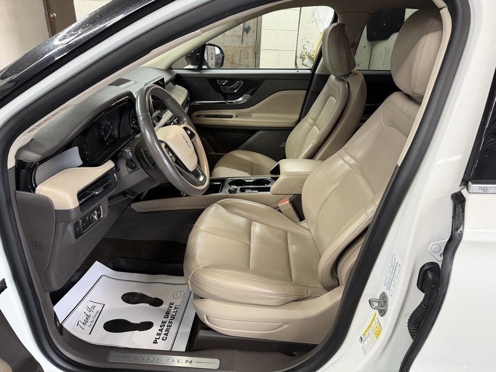 Used 2020 Lincoln Corsair FWD image 12