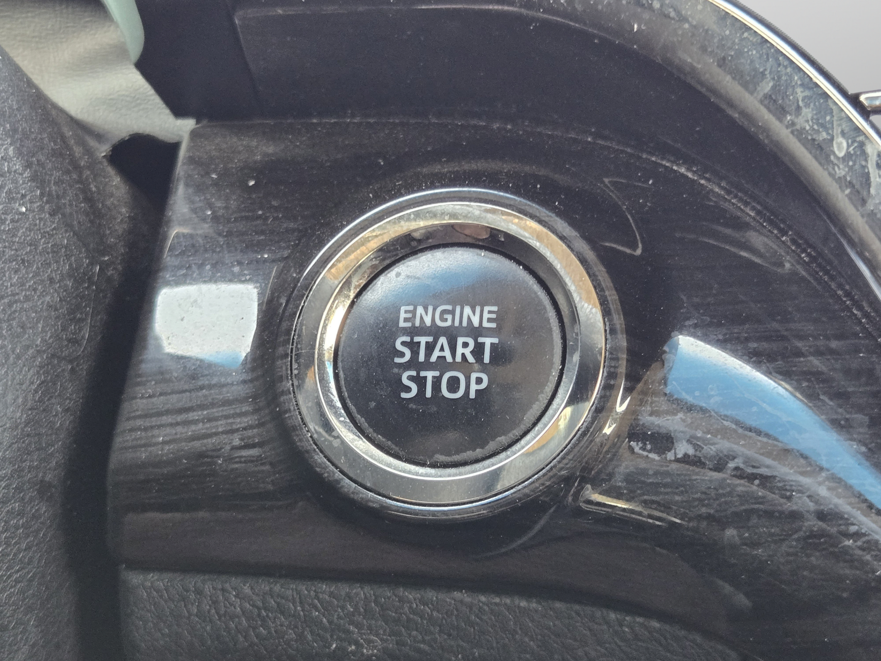 Used 2014 Toyota Avalon Limited w/ Technology Package FWD image 33