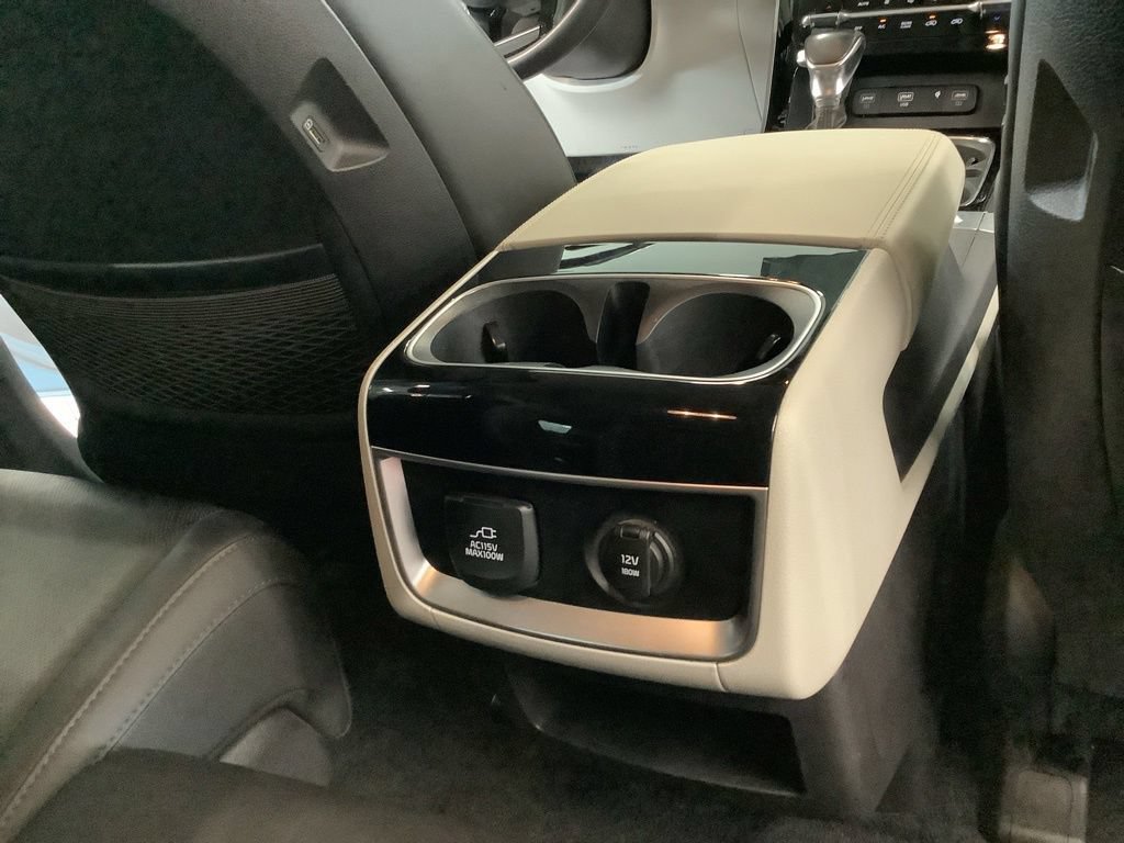 Certified 2023 Kia Carnival SX FWD image 23