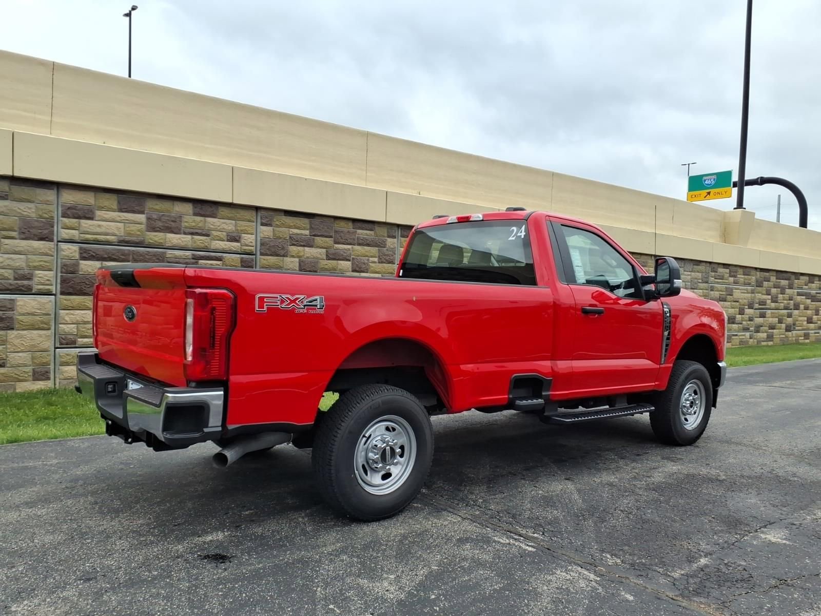 Used 2024 Ford F250 XL w/ FX4 Off-Road Package AWD/4WD image 11