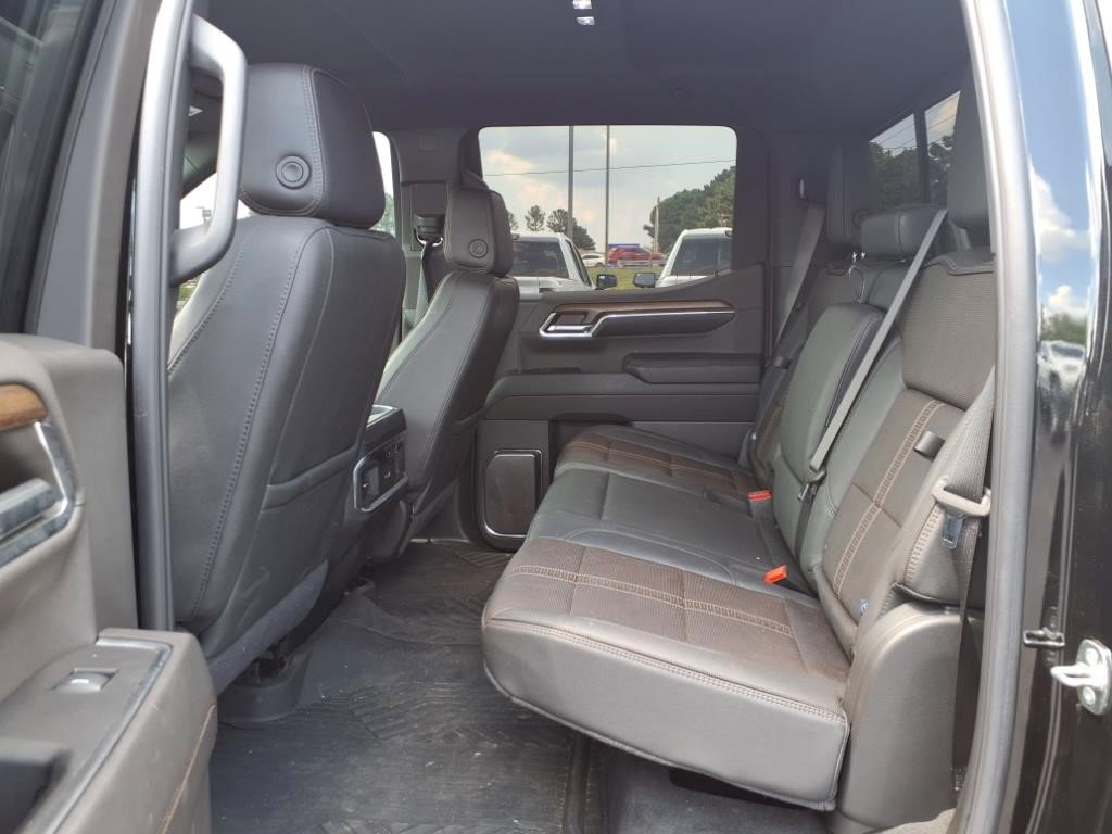 Certified 2024 Chevrolet Silverado 1500 High Country w/ Midnight Edition image 23