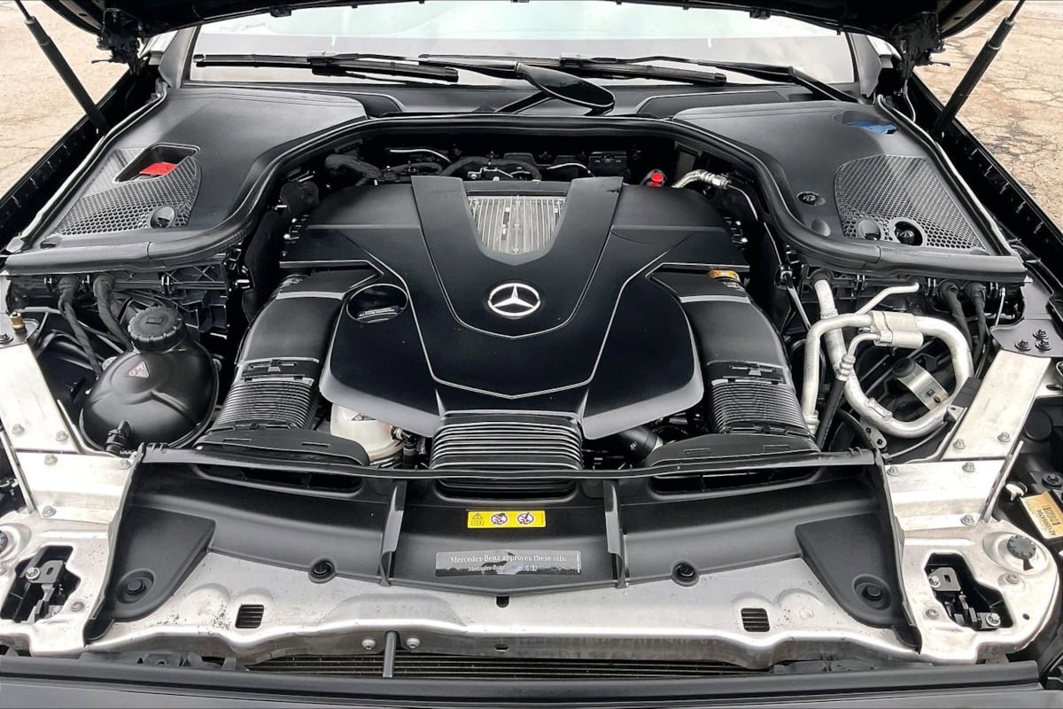 Used 2018 Mercedes-Benz E 400 Coupe w/ Premium 1 Package image 10