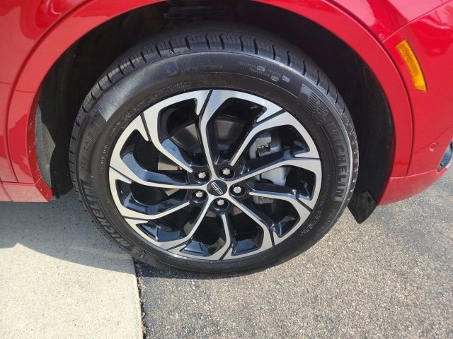 Certified 2024 Lincoln Nautilus Reserve w/ Equipment Group 202A AWD/4WD image 19