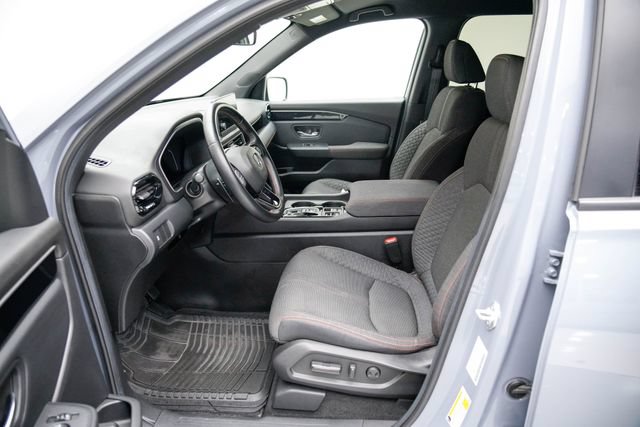 Certified 2025 Honda Pilot Sport image 8