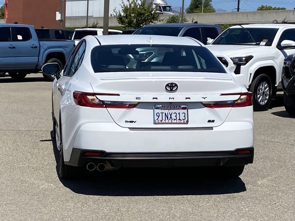 Certified 2025 Toyota Camry SE FWD image 41