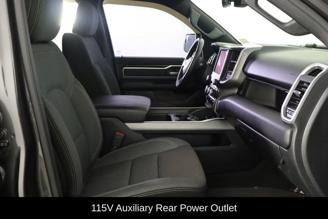 Used 2022 RAM 1500 Big Horn AWD/4WD image 18