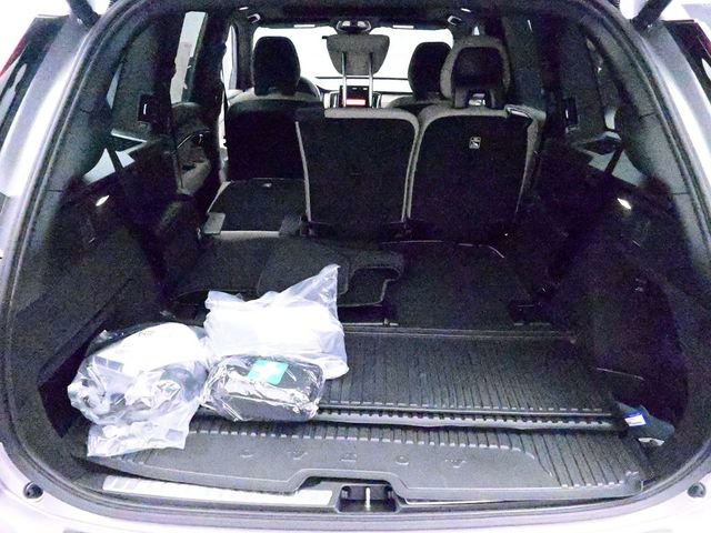 New 2026 Volvo XC90 T8 Core w/ Protection Package Premier image 24