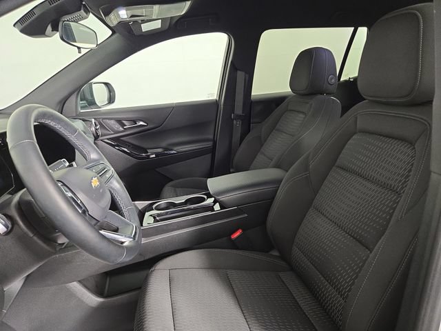 Used 2025 Chevrolet Equinox LT AWD/4WD image 13