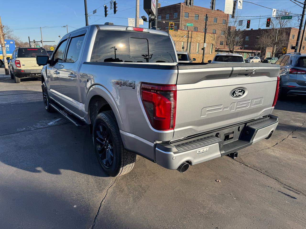 Used 2025 Ford F150 XLT w/ Equipment Group 302A MID AWD/4WD image 7